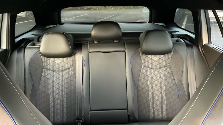 Volkswagen Passat 1.5 TSI eHybrid 272 R-Line 5dr DSG Estate